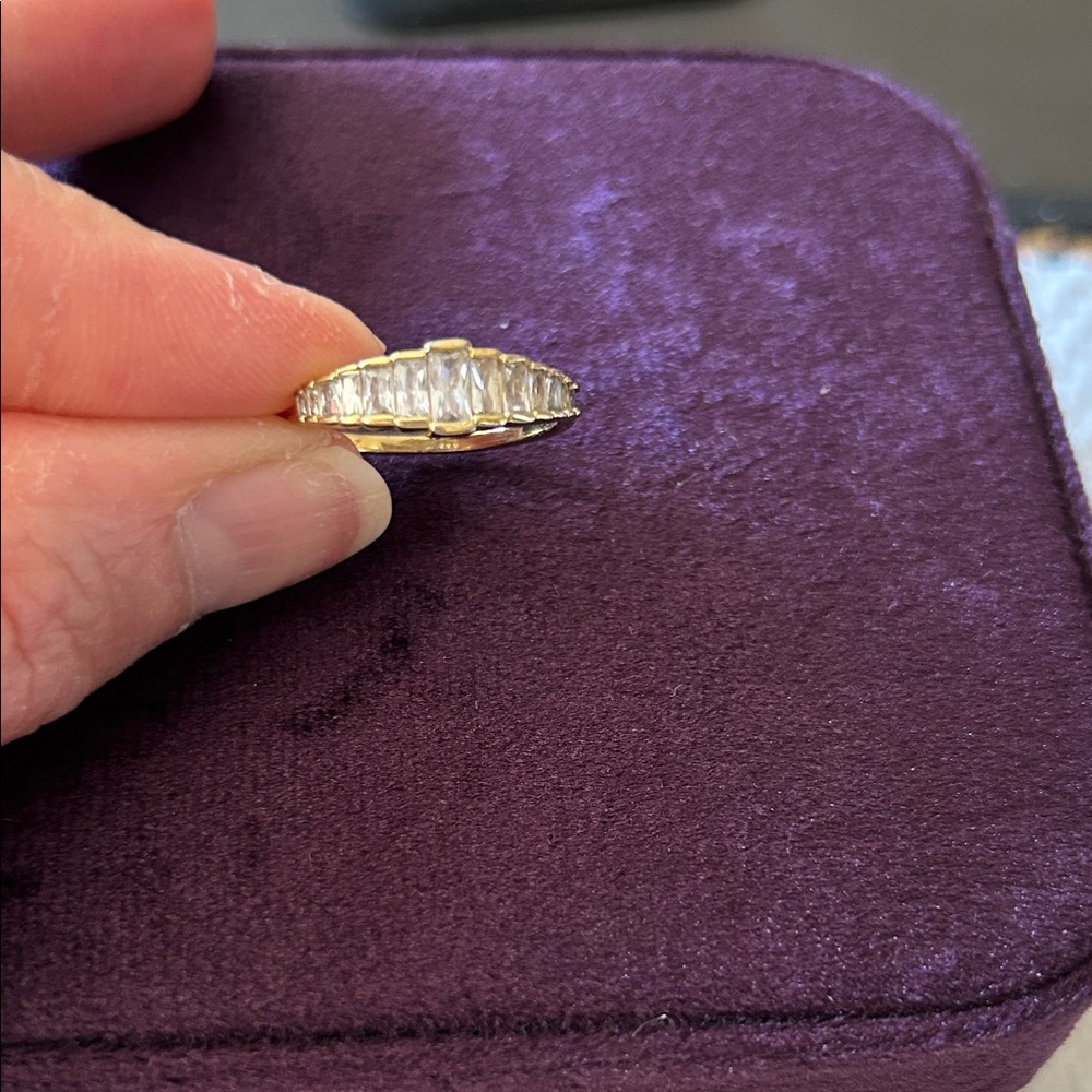 Baguette ring